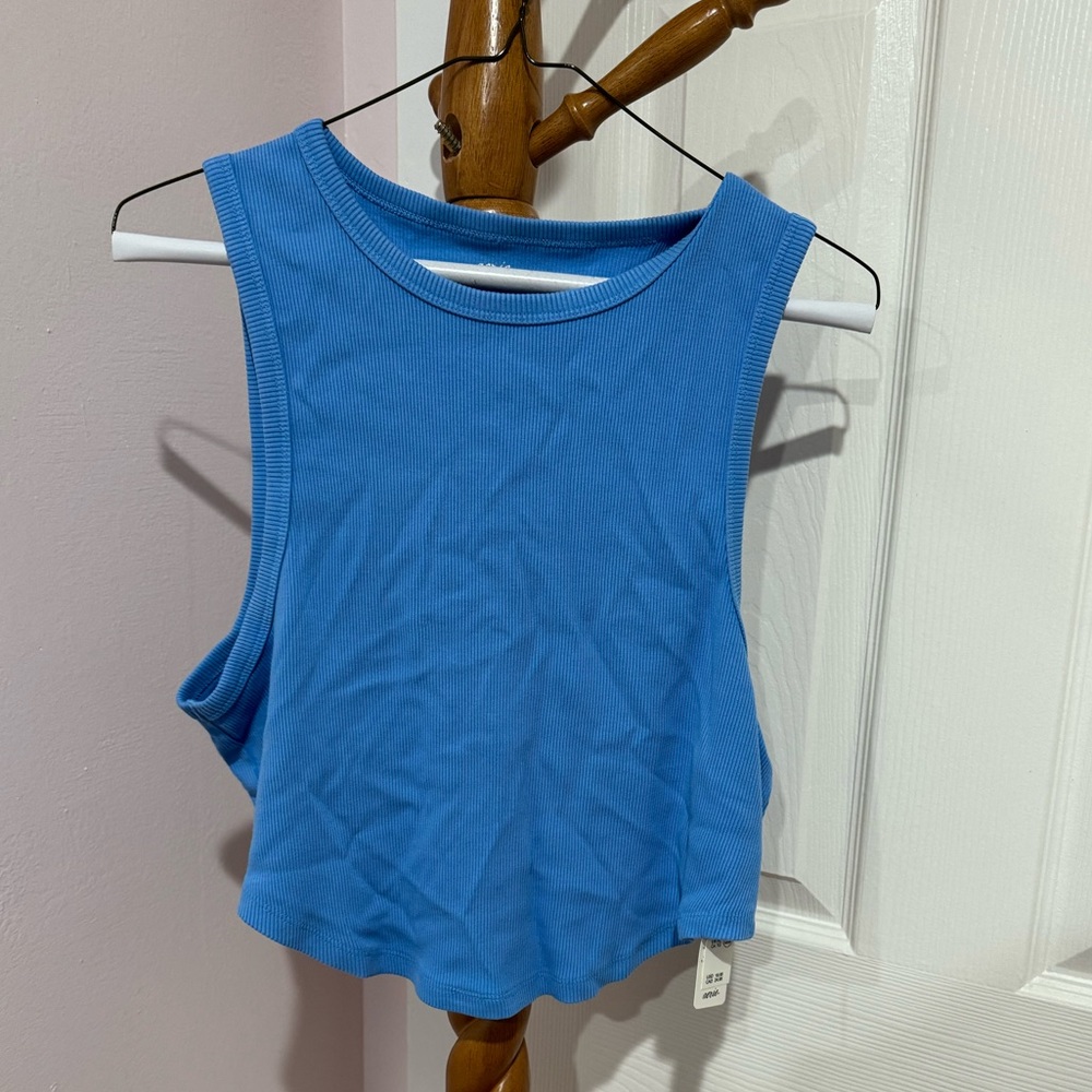 NWT AE New Day Curved Hem Tank top